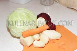 Ингредиенты для борща из свежей капусты